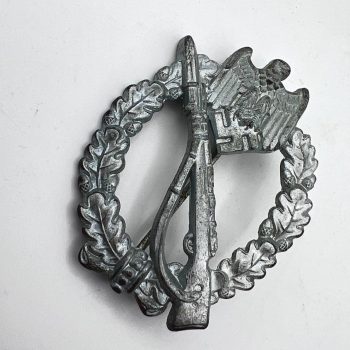 Infantry Assault Badge in silver      