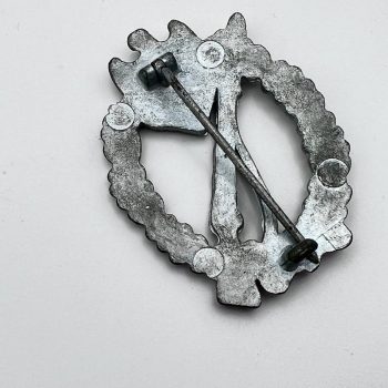 Infantry Assault Badge in silver      