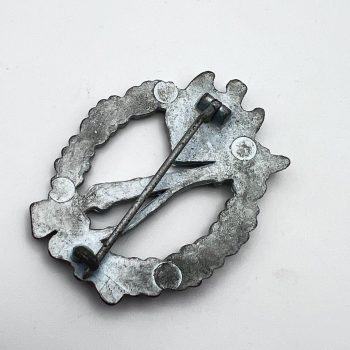 Infantry Assault Badge in silver      