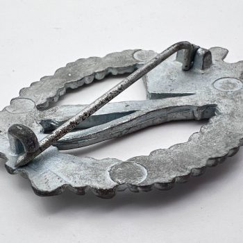 Infantry Assault Badge in silver      