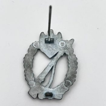 Infantry Assault Badge in silver      