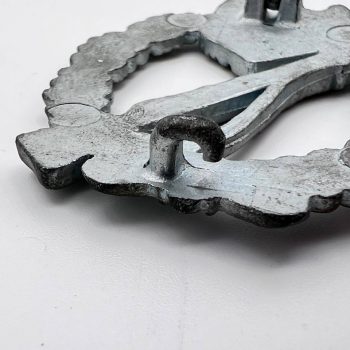 Infantry Assault Badge in silver      