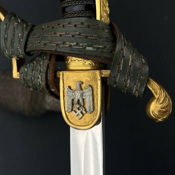 Officer sword   [WKC] Documented example