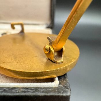 Wound Badge 1939 (second type) in gold [Hauptmünzamt] Mint Original case