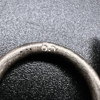 Iron Cross 1939 2nd Class [Klein & Quenzer], 65, L/26   / Original case. Set with a field spang.