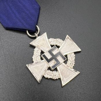 25-Year Long Service Award for civilian officials   