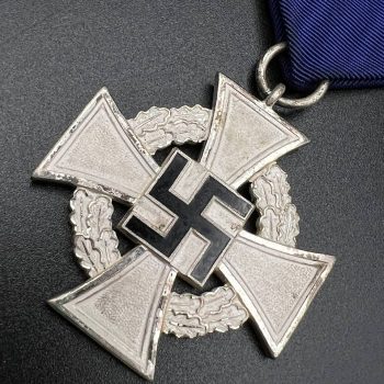 25-Year Long Service Award for civilian officials   