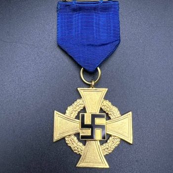 40-Year Long Service Award for civilian officials   