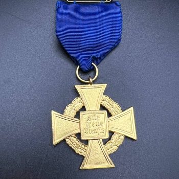 40-Year Long Service Award for civilian officials   