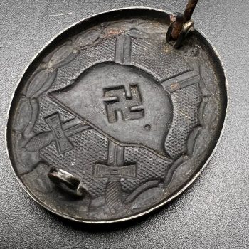 Wound Badge 1939 (second type) in black [Overhoff & Cie.]     