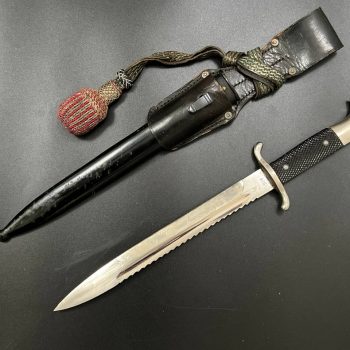 Parade dagger of the fire brigade, 1933 model saw back [Georg Rieder] Brand mark  Numbered