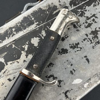 NCO Dress Bayonet, 1933–1945  [AESCULAP-WERKE JETTER&SCHEERER TUTTLINGEN]  Double brand mark