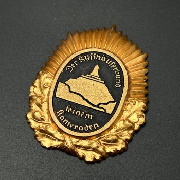 Badge of honor in gold 