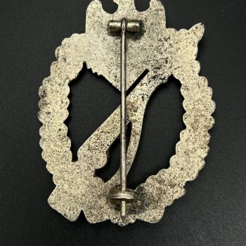 Infantry Assault Badge in silver      