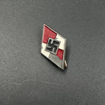      HJ Sports Competition Badge, 1939 [HILLENBRAND & BRÖER]  RZM code: M9/89 Set with HJ Membership Badge