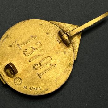   Sport Badge leader of HJ model 1934 in gold    [GUSTAV BREHMER]  RZM code: M1/101 Numbered - 13791