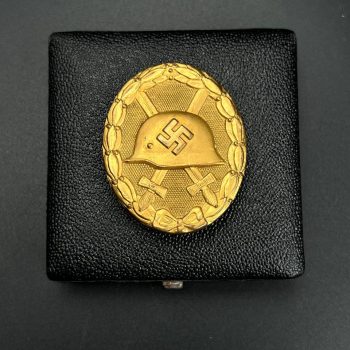 Wound Badge 1939 (second type) in gold [Hauptmünzamt]     Original case