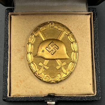 Wound Badge 1939 (second type) in gold [Hauptmünzamt]     Original case