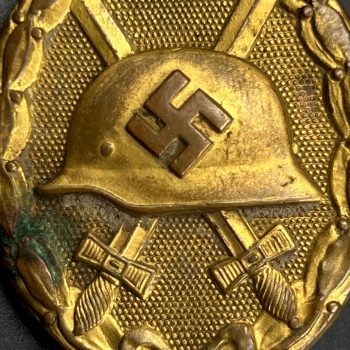 Wound Badge 1939 (second type) in gold      