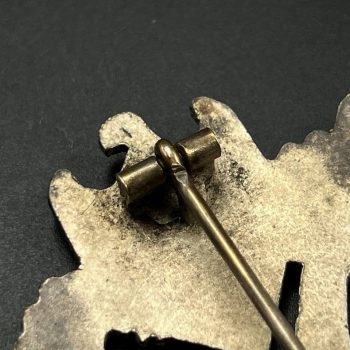 Infantry Assault Badge in silver [Alois Rettenmaier] Solid    