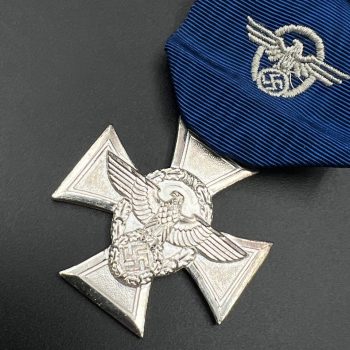 18-Year Long Service Award in the police   Original case