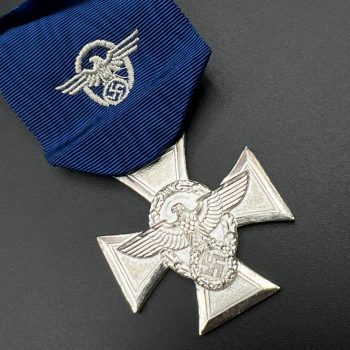 18-Year Long Service Award in the police   Original case