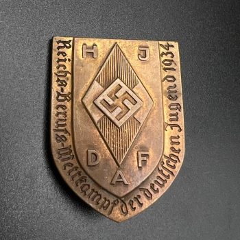      Badge of HJ and DAF Sports Games    