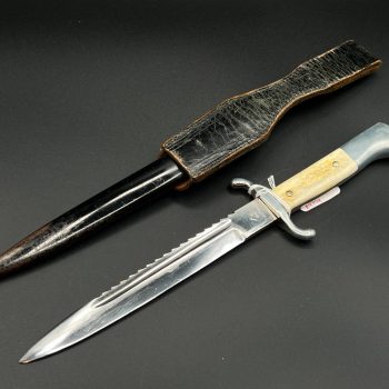 Parade dagger of the fire brigade, 1933 model saw back [Puma] Brand mark  Stag Grip