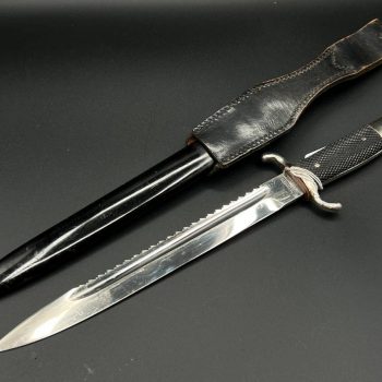 Parade dagger of the fire brigade, 1933 model saw back [Solingen] Brand mark  