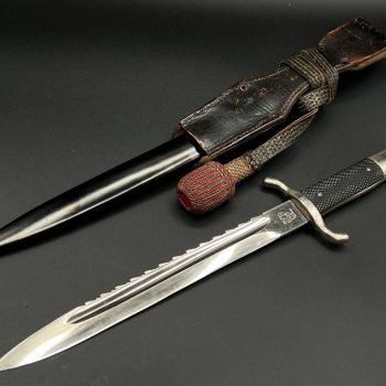Parade dagger of the fire brigade, 1933 model saw back [Carl Eickhorn] Brand mark  Numbered