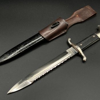 Parade dagger of the fire brigade, 1933 model saw back [Carl Eickhorn] Brand mark  