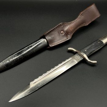 Parade dagger of the fire brigade, 1933 model saw back [Carl Eickhorn] Brand mark  