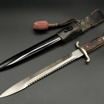 Parade dagger of the fire brigade, 1933 model saw back [Robert Klaas] Brand mark  Stag Grip