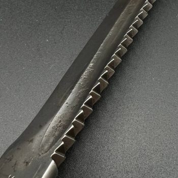 Parade dagger of the fire brigade, 1933 model saw back [Robert Klaas] Brand mark  Stag Grip
