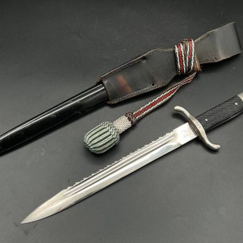 Parade dagger of the fire brigade, 1933 model saw back [Carl Eickhorn] Brand mark  Numbered