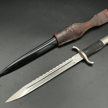 Parade dagger of the fire brigade, 1933 model saw back [Carl Eickhorn] Brand mark  