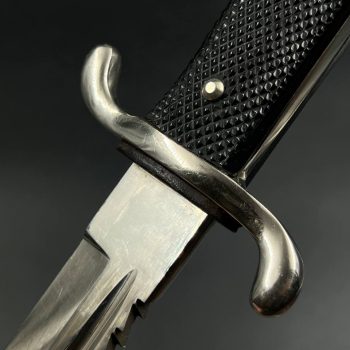 Parade dagger of the fire brigade, 1933 model saw back [Robi Klaas] Brand mark 