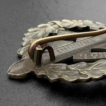  SA Sports Badge model 1933 in bronze   [BERG & NOLTE A.G.]