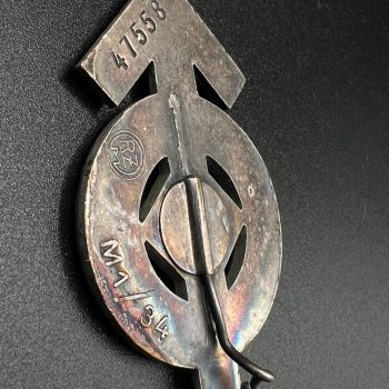   Sport Badge of HJ model 1934 in silver    [KARL WURSTER]  RZM code: M1/34 with Matching. Numbered - 47558