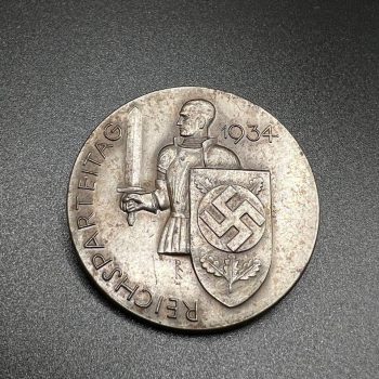 Commemorative Badge “Reich Party Day” (Reichsparteitag, Nuremberg) 1934 Deschler & Sohn, München