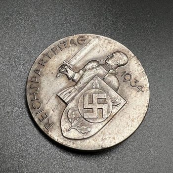 Commemorative Badge “Reich Party Day” (Reichsparteitag, Nuremberg) 1934 Deschler & Sohn, München