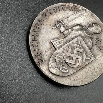 Commemorative Badge “Reich Party Day” (Reichsparteitag, Nuremberg) 1934 Deschler & Sohn, München