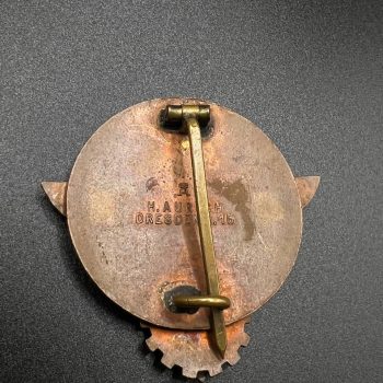   Hitler Youth District Competition Winner Badge — “KREISSIEGER 1939”    [AURICH, DRESDEN A.16]   