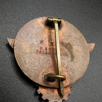   Hitler Youth District Competition Winner Badge — “KREISSIEGER 1939”    [AURICH, DRESDEN A.16]   