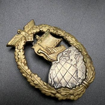 Auxiliary Cruiser War Badge [C. E. Junсker]   