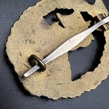 Auxiliary Cruiser War Badge [C. E. Junсker]   