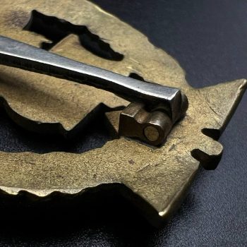 Auxiliary Cruiser War Badge [C. E. Junсker]   