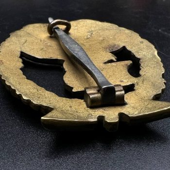 Auxiliary Cruiser War Badge [C. E. Junсker]   