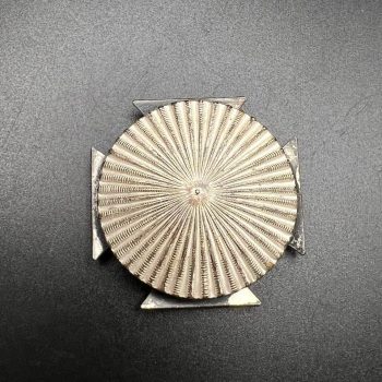 Iron Cross (1914) 1st Class (1914) [Wilhelm Deumer K.G.]   / Clamshell screwback