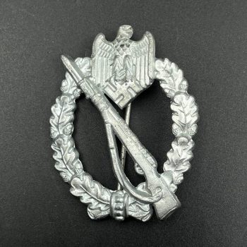 Infantry Assault Badge in silver [F. W. Assmann & Söhne] Solid    